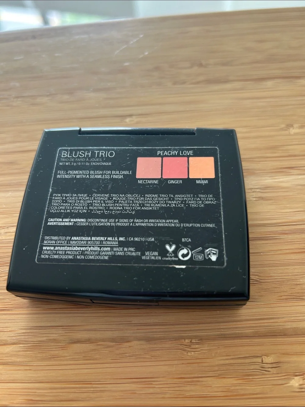 Anastasia Beverly Hills blush trio peachy love